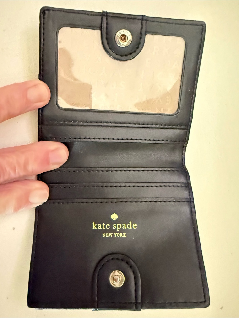 Kate Spade - Picture 3 of 4